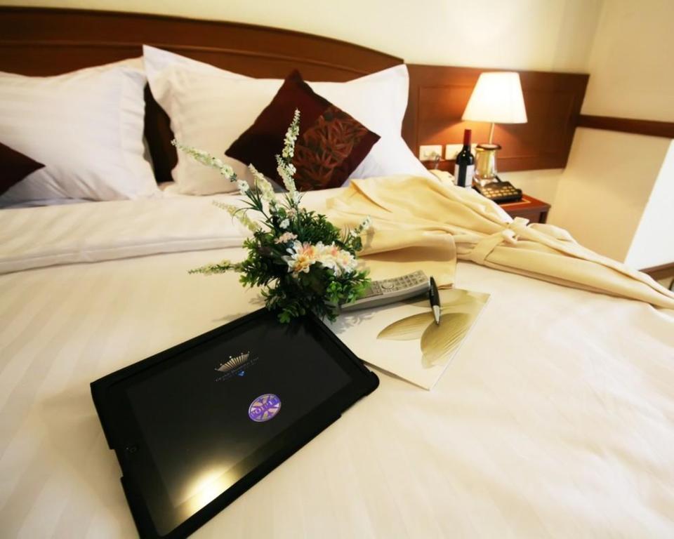 Grand Diamond City Hotel & Casino Poipet Exterior photo