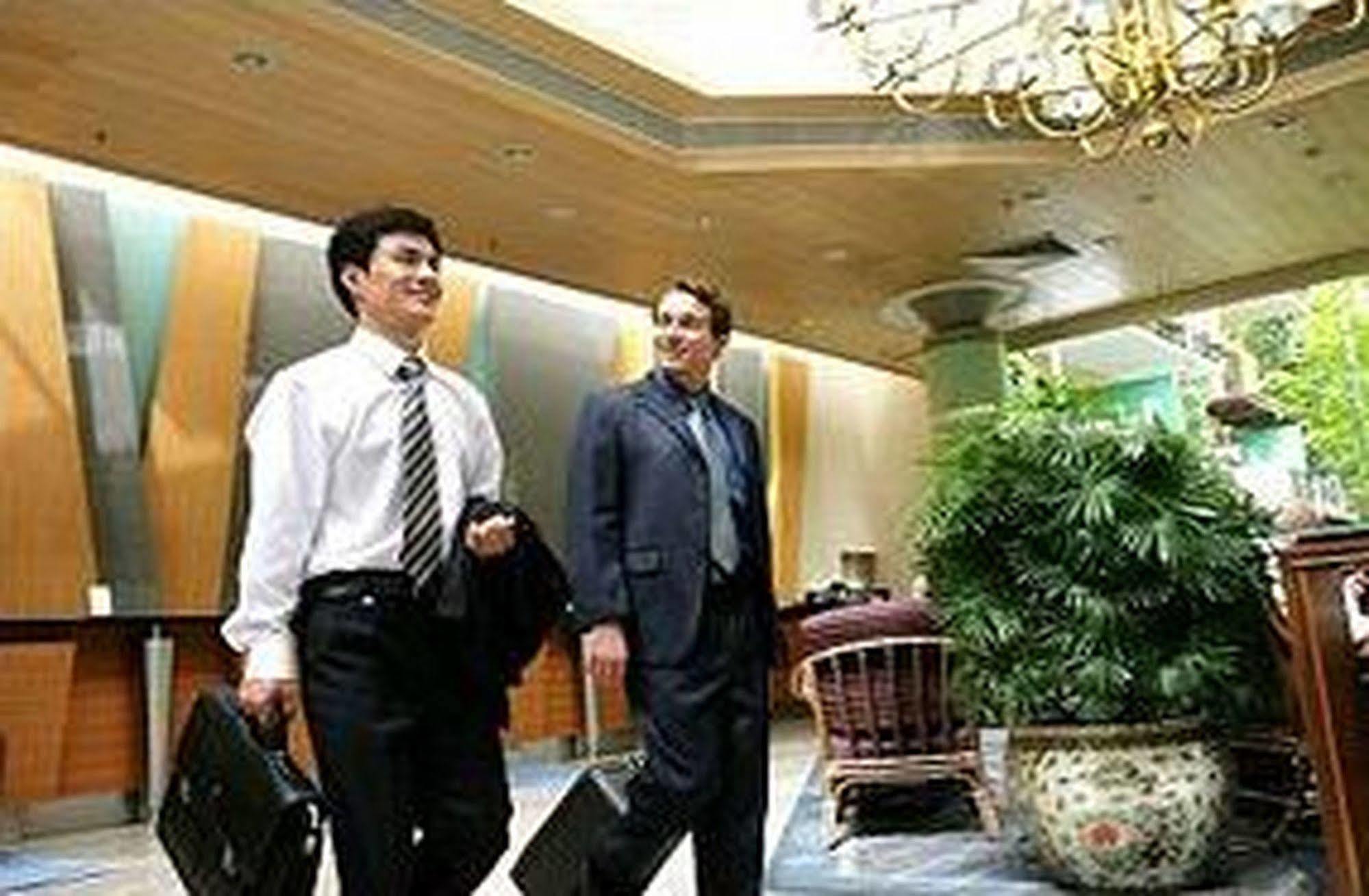 Grand Diamond City Hotel & Casino Poipet Exterior photo